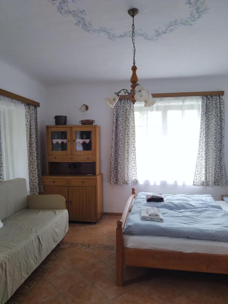 Ubytovani Pod Jilmem Zar Kamer foto